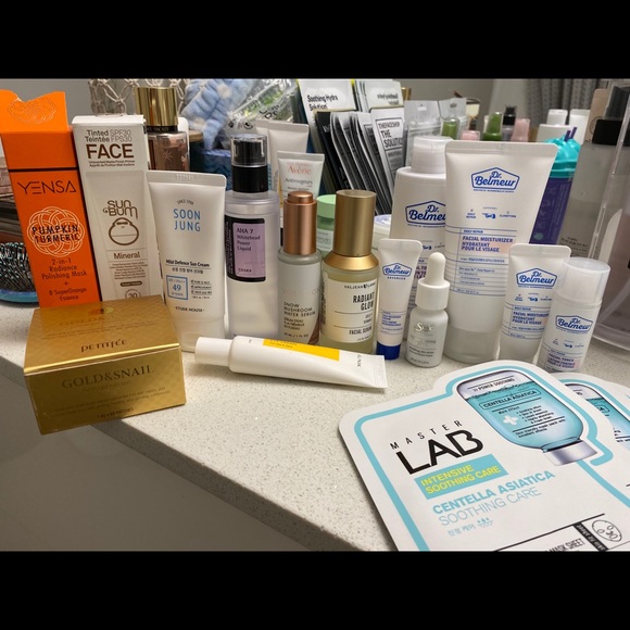 SKIN CARE BUNDLE - Picture 1 of 6